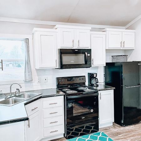 Private Tiny Home Royal Ridge Getaway Extérieur photo
